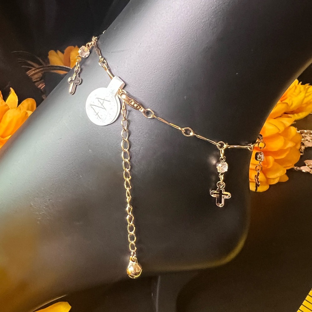 18kt gold plated anklet with cross charms